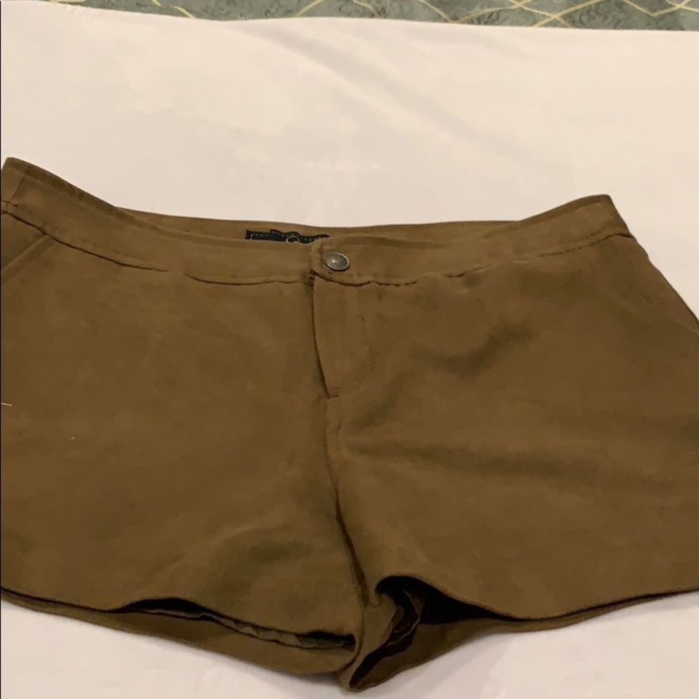 Jessica Simpson shorts